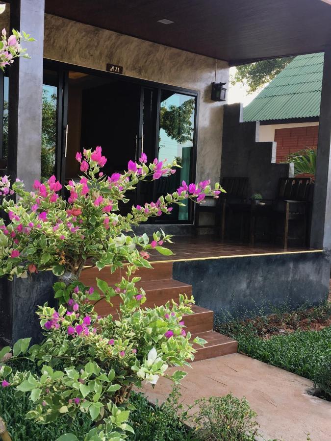 Lanta Queen Resort Koh Lanta Exterior photo