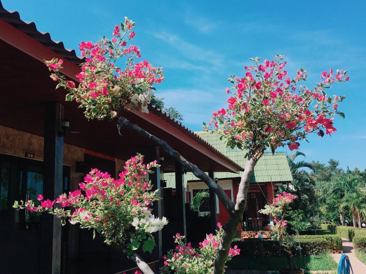 Lanta Queen Resort Koh Lanta Exterior photo