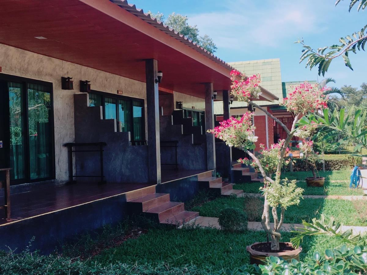 Lanta Queen Resort Koh Lanta Exterior photo